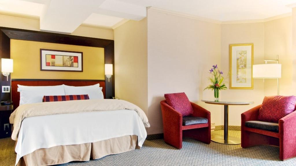 Hotel Le Concorde Quebec Room photo